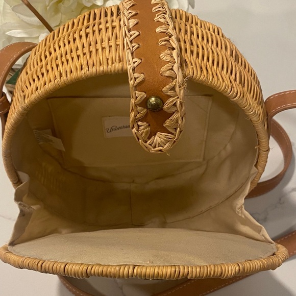 Round Woven Tan Crossbody Bag - Picture 8 of 11